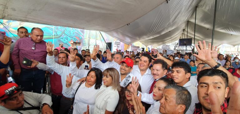 Nacho mier logra unir a principales movilizadores politicos de Huejotzingo en su asamblea ciudadana.