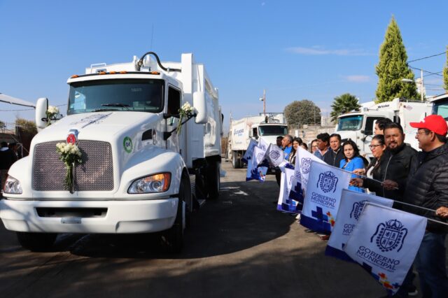 Ayuntamiento mejora servicio de limpia con dos nuevos camiones recolectores
