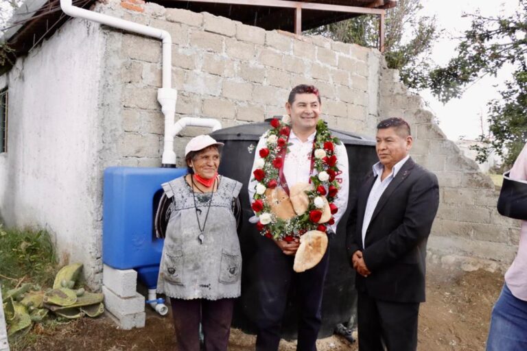 Armenta da solución a desabasto de agua por amor a Puebla.