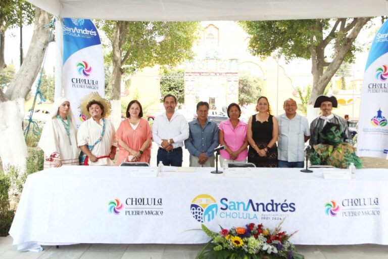 Presenta Ayuntamiento de San Andrés Cholula feria “cultura y tradición ” y concurso del mole.