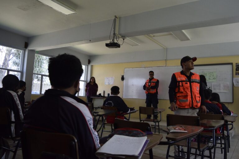 San Pedro Cholula realiza primer simulacro preventivo de seguridad en secundaria de  Acuexcomac