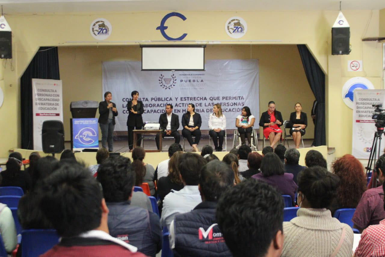 Continúa Congreso proceso de consulta a personas con discapacidad en materia de educación, en San Pedro Cholula.