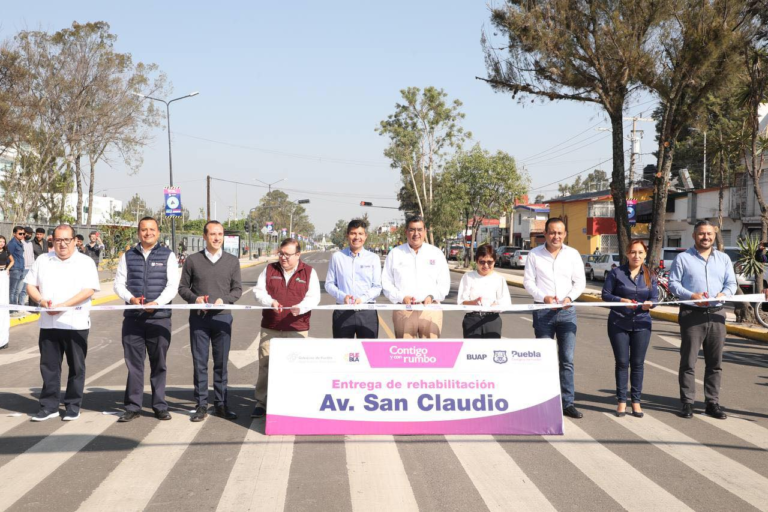Ayuntamiento de Puebla entrega rehabilitación de avenida San Claudio.