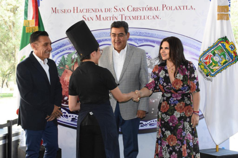 Desde San Martín Texmelucan asegura gobernador que restauranteros aportan a la economía y la gobernabilidad del estado.