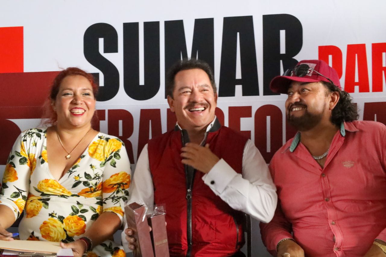 Unidos Pueblo y Gobierno para un mejor Puebla.