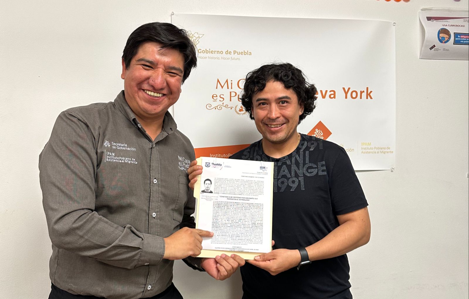 Fortalece gobierno estatal identidad de migrantes poblanos en EE.UU.