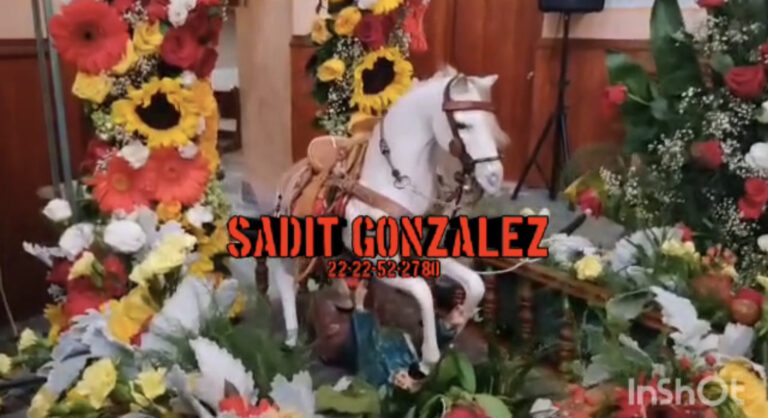 Ya ni los santos respetan, se roban réplica de Santiago Apostol en Santiago Miahuatlán.