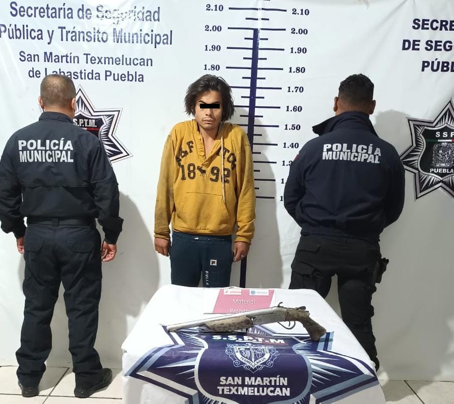 Policías de Seguridad Pública de Texmelucan detuvieron a masculino  con arma de fuego