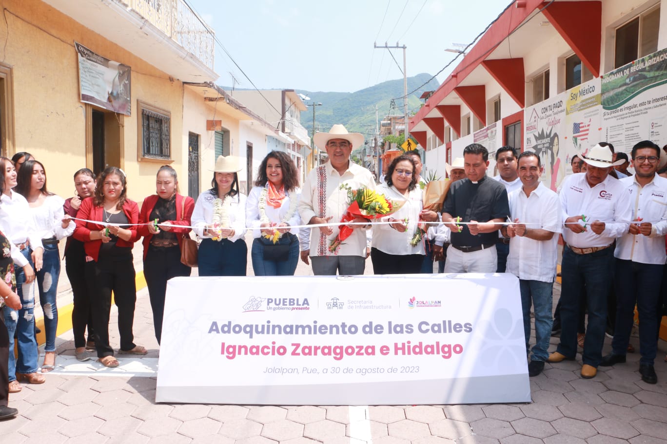 Con obras educativas y acciones sociales, gobierno estatal apuesta por la Mixteca: Sergio Salomón