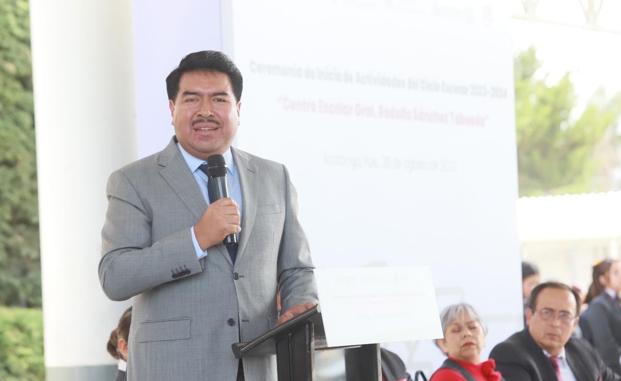 Impulsa Sergio Salomón mejora de la educación en Puebla: Javier Aquino