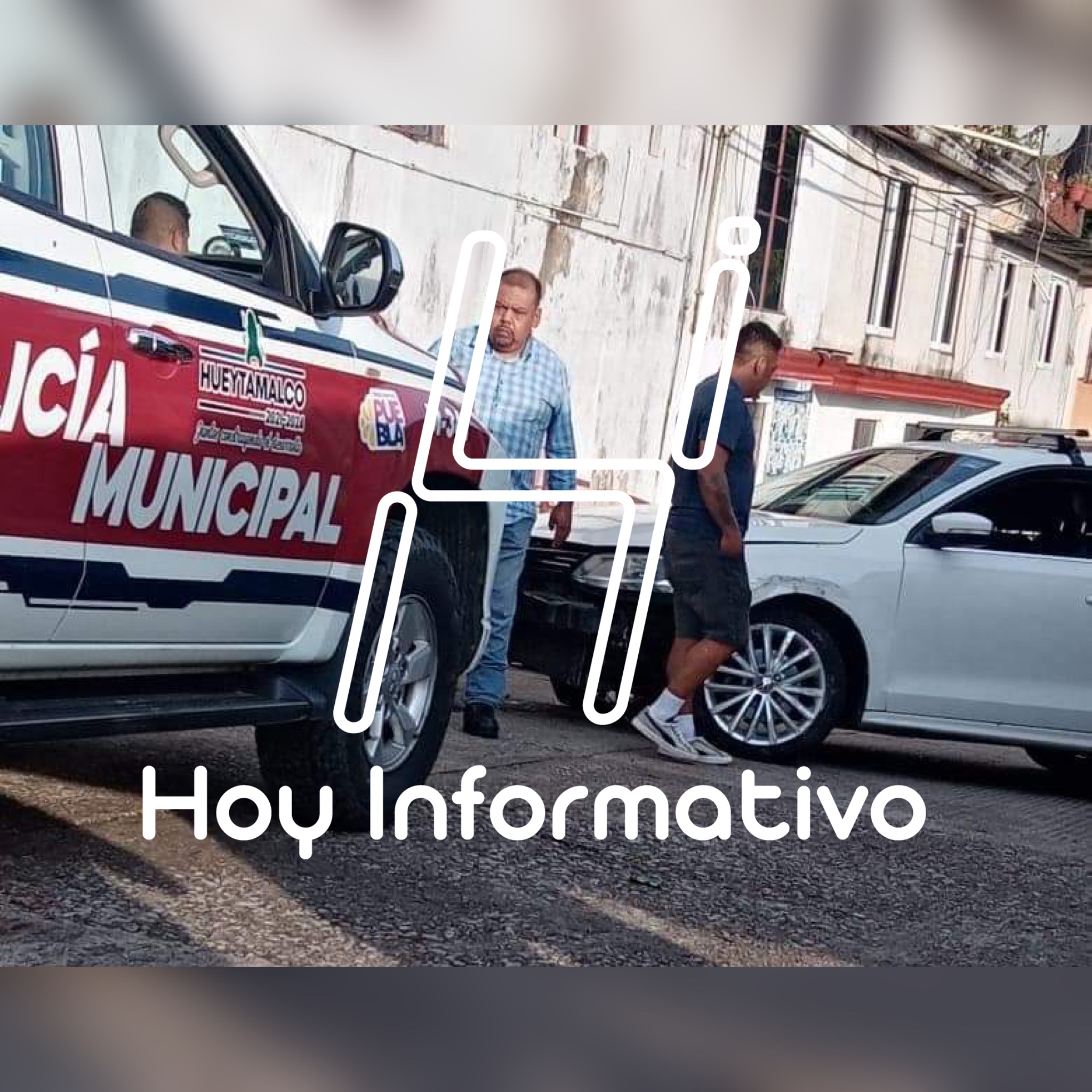 Comandante de Hueytamalco salva a su sobrino de ser detenido, tras  chocar en presunto estado etílico