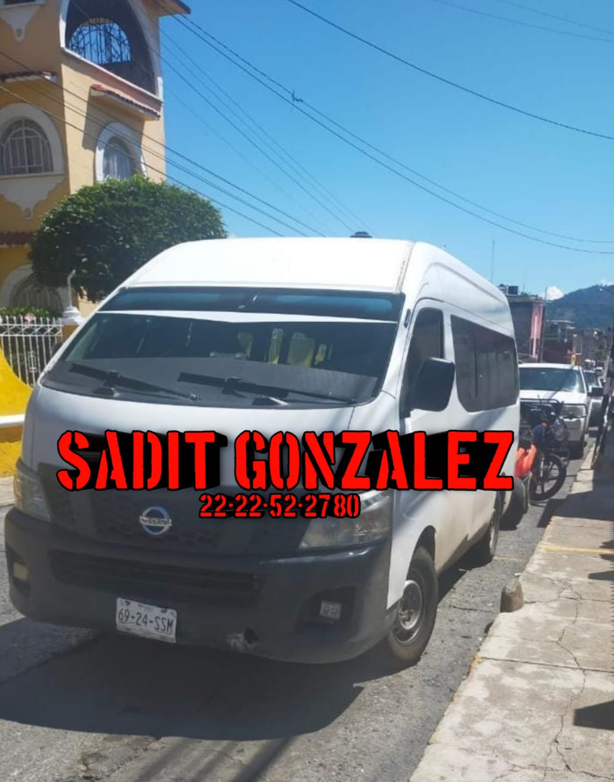 Muere menor de edad al caer de una combi en movimiento en Huauchinango.