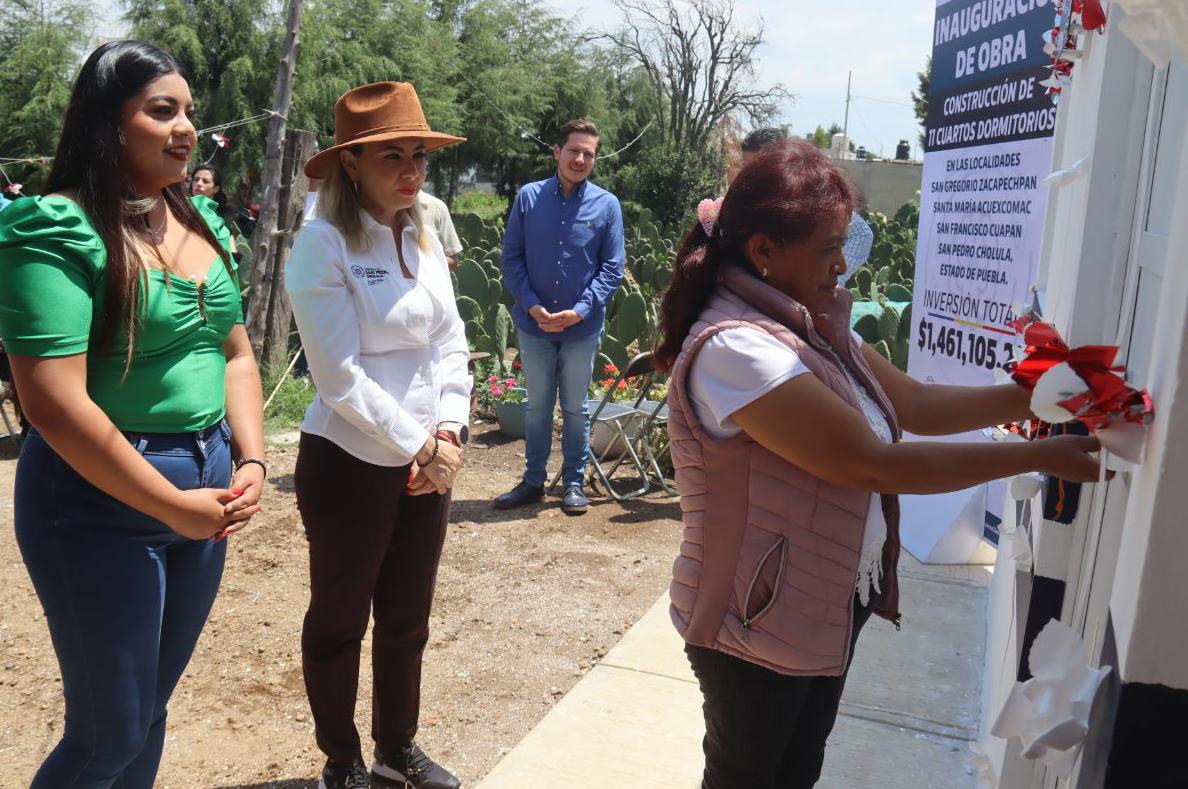 Reafirma Paola Angon compromiso con las familias vulnerables, con la entrega de cuartos adicionales