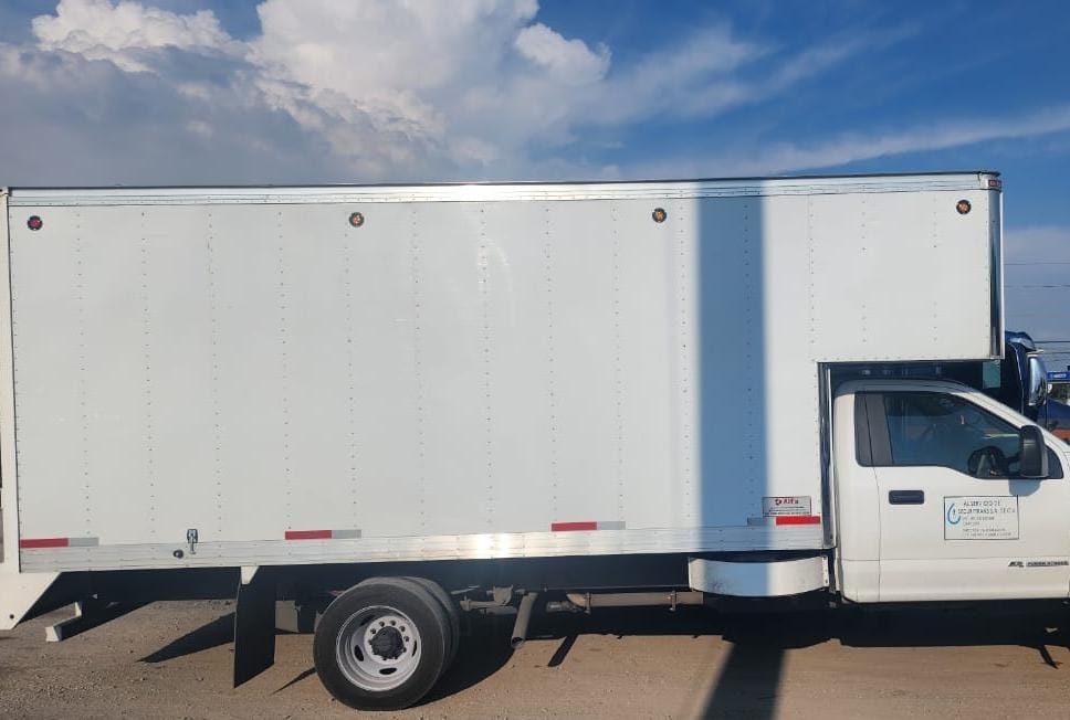 Policía municipal de Texmelucan recuperó  camioneta robada con mercancía, de un valor aproximado de 2 millones de pesos