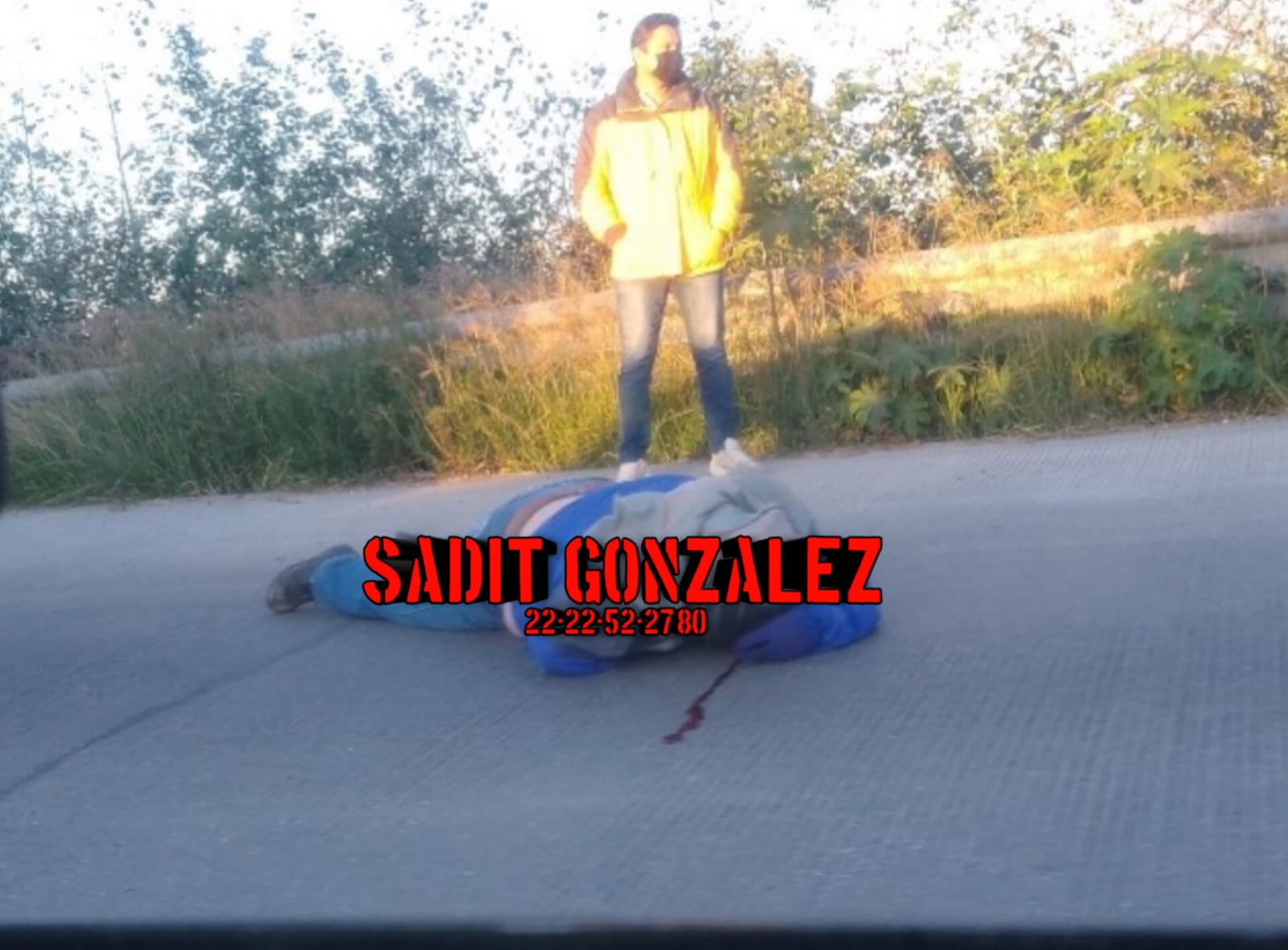 Fue asesinado a balazos cuando circulaba en su motocicleta sobre Periférico.
