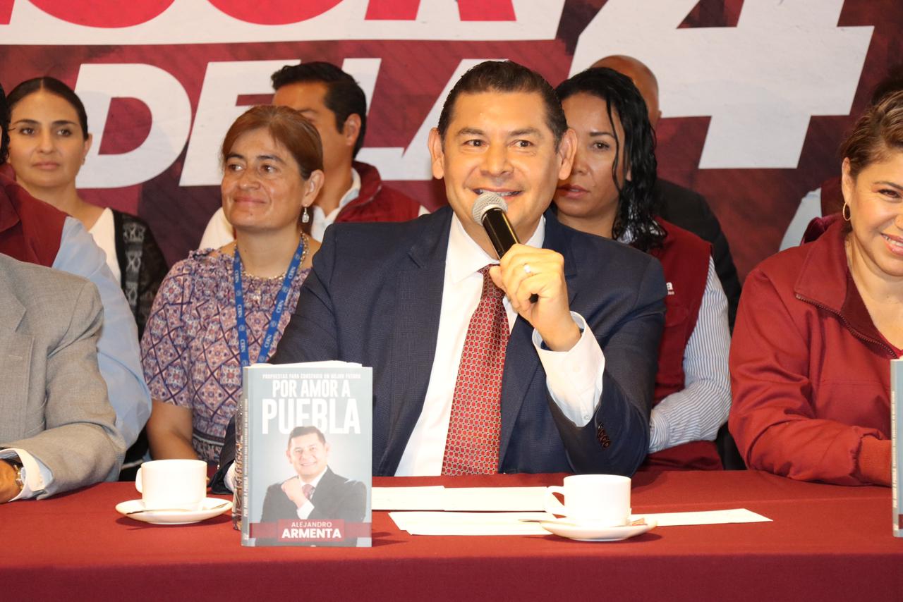 Armenta supera meta de contactos, cerca de 200 mil poblanos se suman al proyecto de la 4T