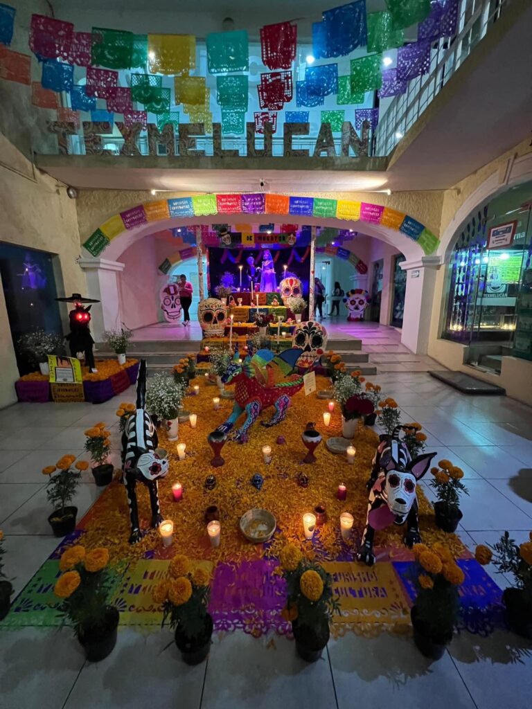 Texmeluquenses ya pueden visitar la ofrenda monumental en el complejo cultural