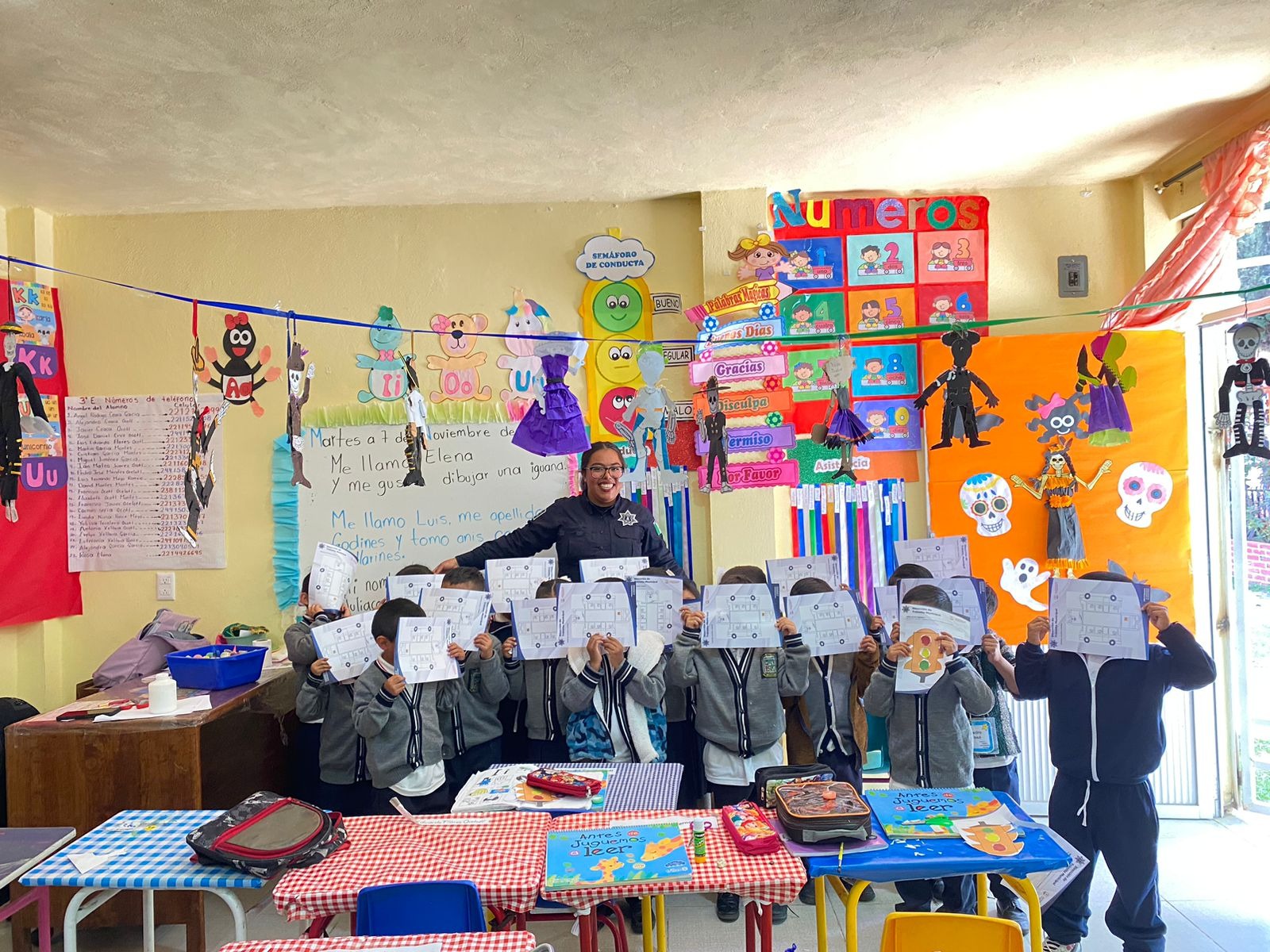 Brindan conocimiento de cultura vial a niños de Ocoyucan
