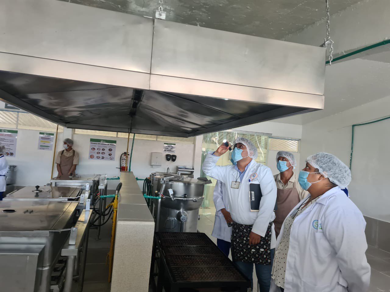 Por buenas prácticas en cocina, Centro Penitenciario de Puebla obtiene “Distintivo H”: SSP