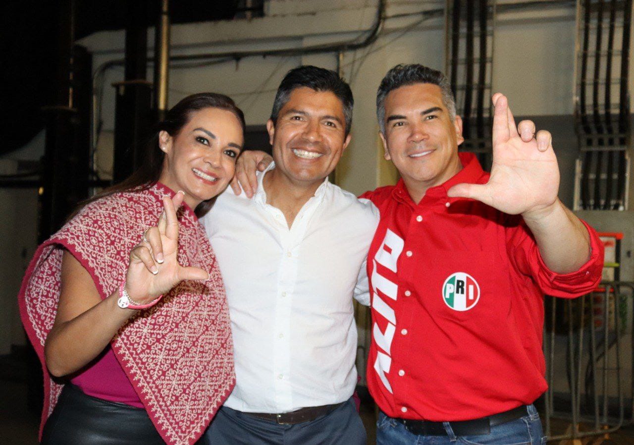 Lalo Rivera refrenda apoyo a Xóchitl Gálvez