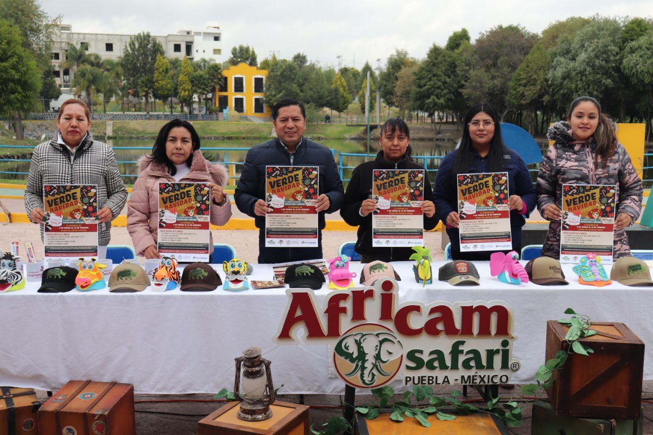El ayuntamiento de Cuautlancingo y Africam Safari inician campaña “Verde Navidad”