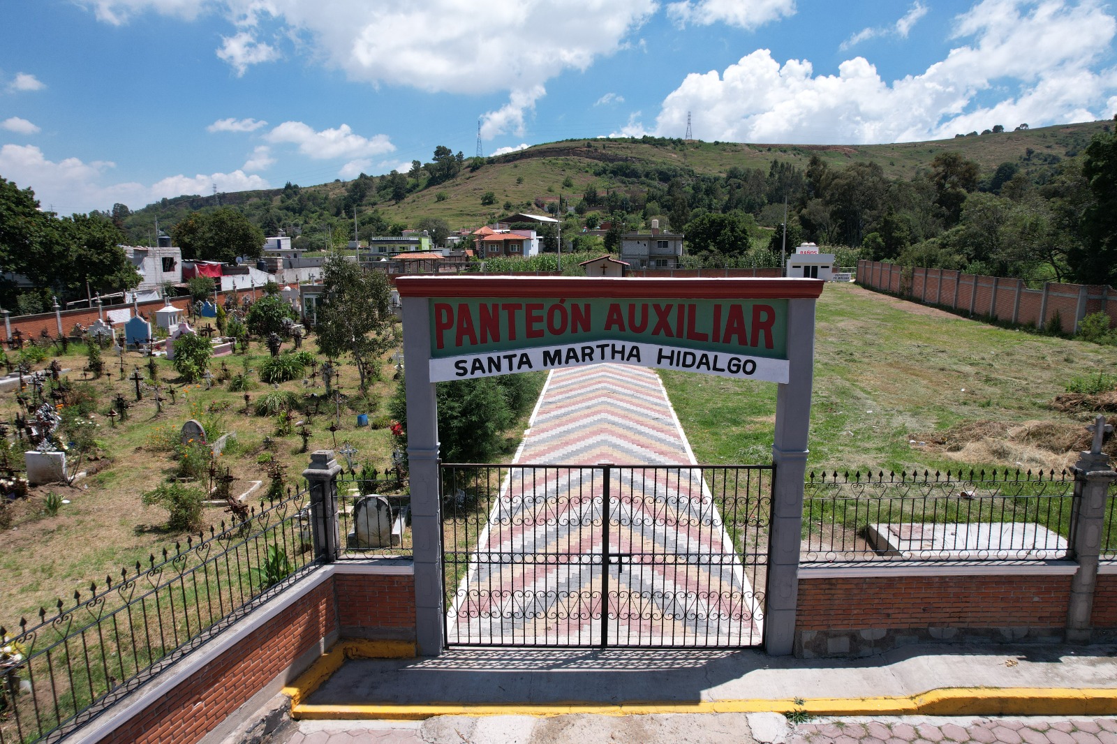 Invierte en infraestructura de panteones gobierno de Ocoyucan