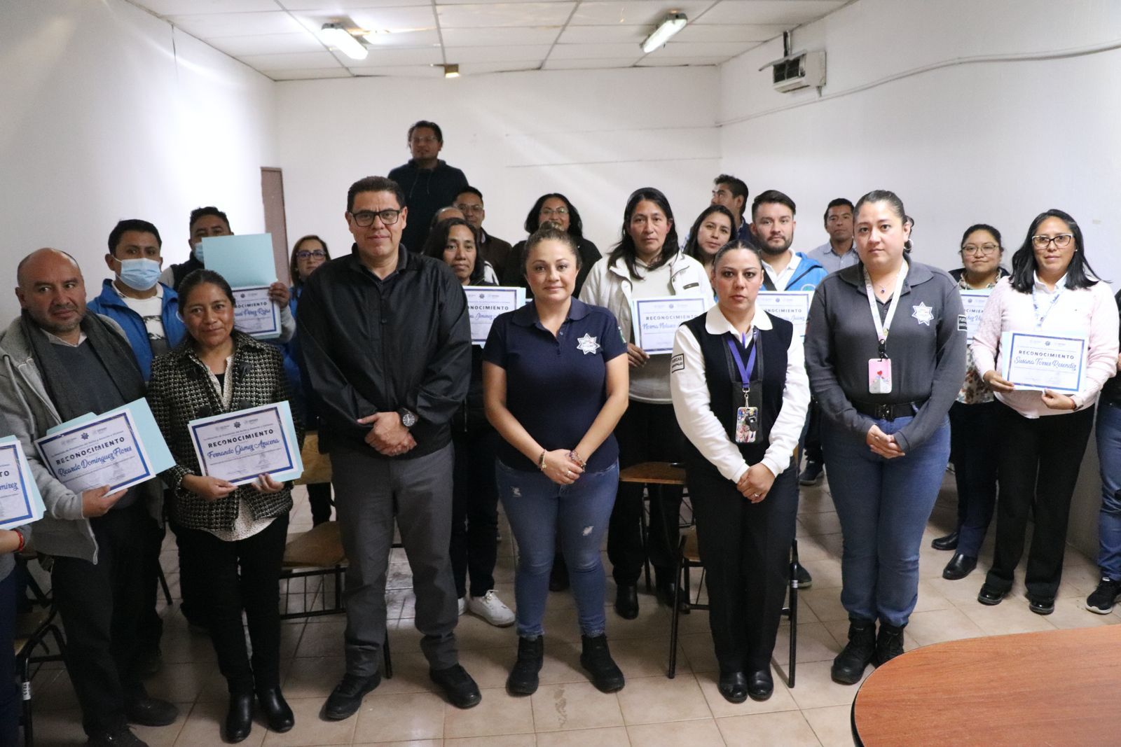 San Pedro Cholula imparte talleres de intervención en crisis a maestros