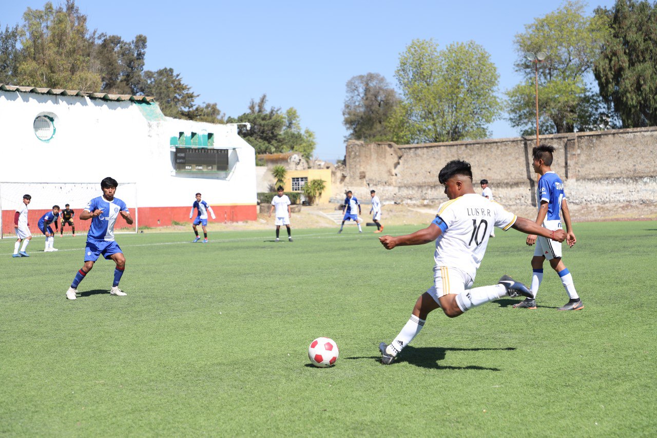 Exitoso el encuentro de fútbol organizado por el Gobierno Municipal de Quecholac