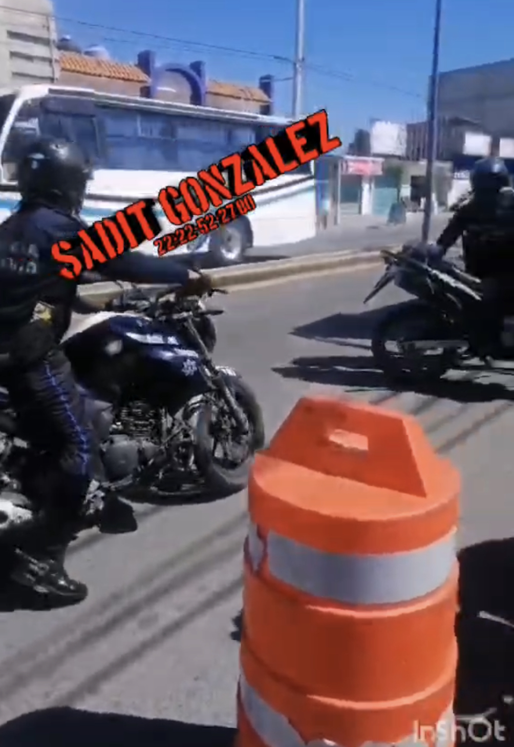 Hace algunos minutos se registró un conato de enfrentamiento entre policías de Texmelucan y habitantes de Villa Alta Tlaxcala