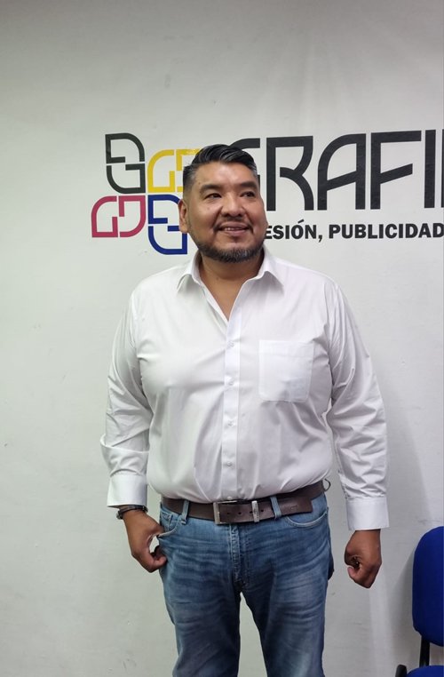 Miguel Velázquez Destaca en la Carrera por Coronango según Encuesta