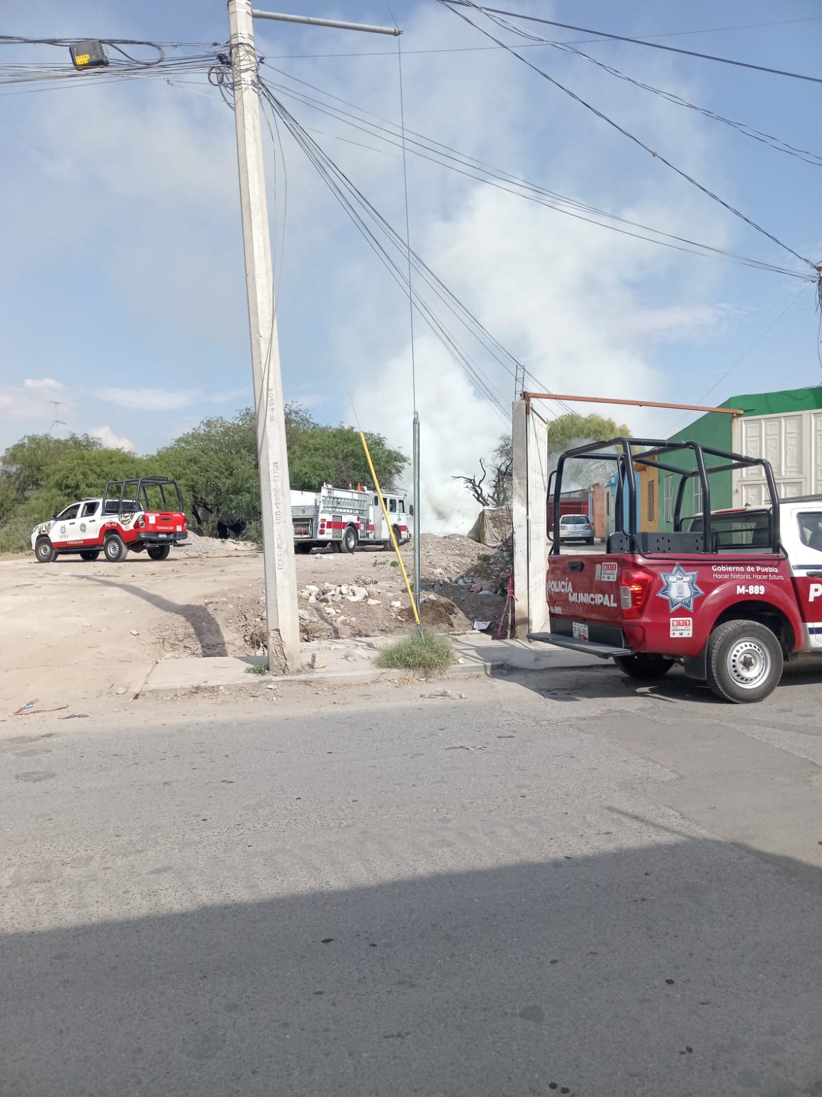 Presuntos adictos a las sustancias toxicas se les salió de control un incendio en Tehuacán.