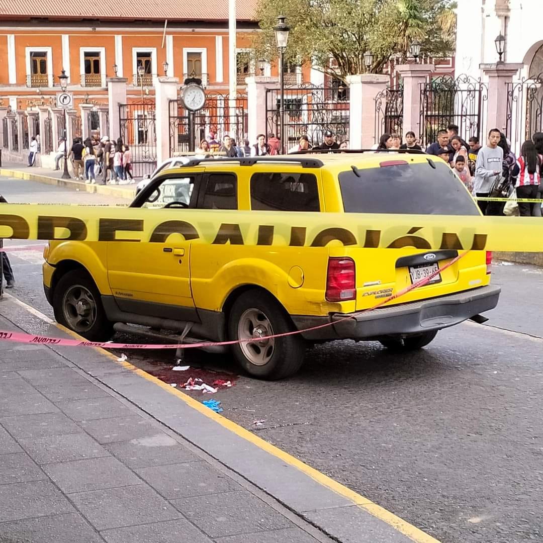 Atacan con arma blanca a comerciante en pleno centro de Teziutlán