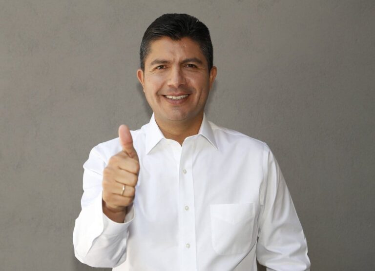 Eduardo Rivera se declara listo previo arranque de campaña