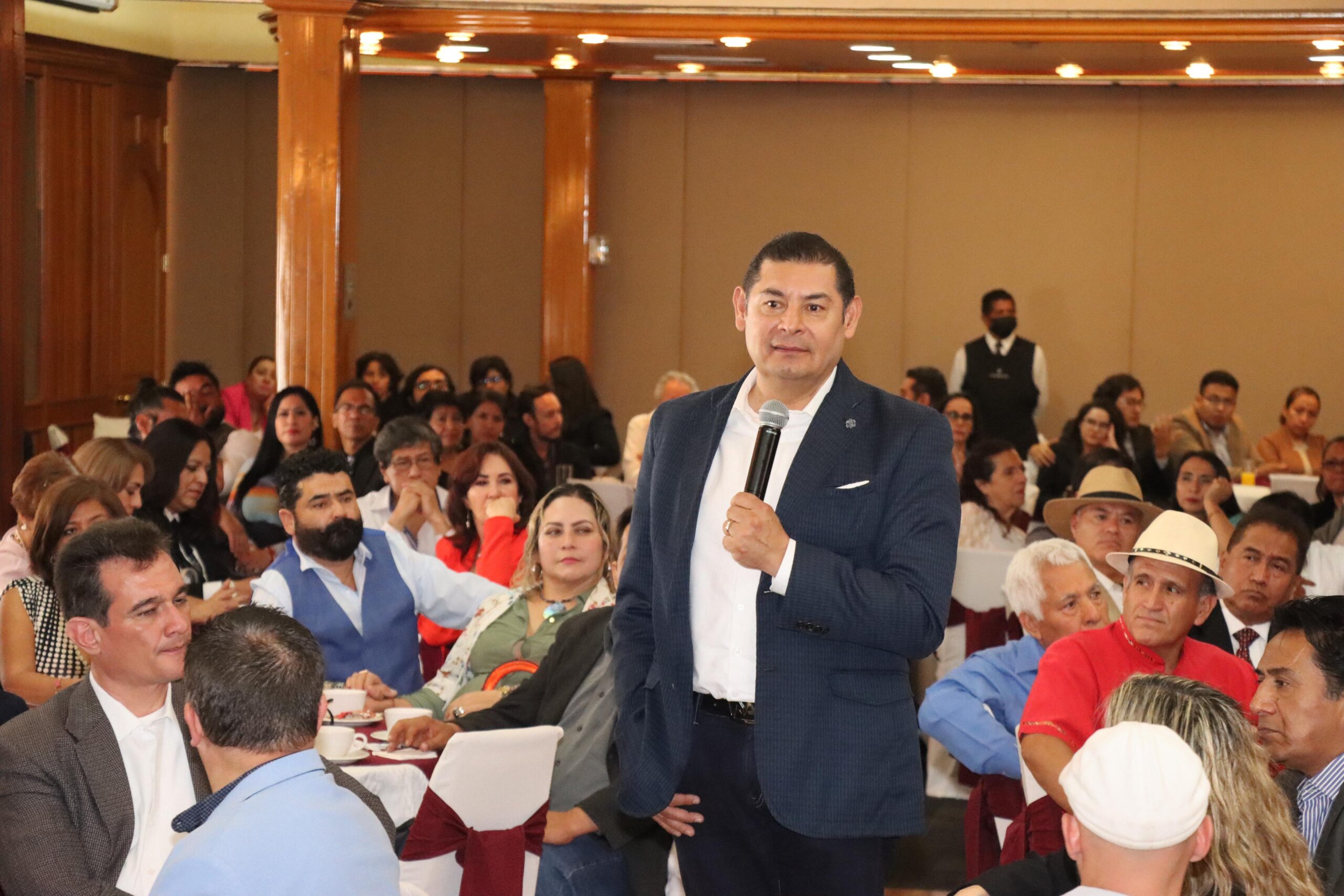 Impulsando arte, cultura y deporte para prevenir la violencia en las juventudes de Puebla: Armenta