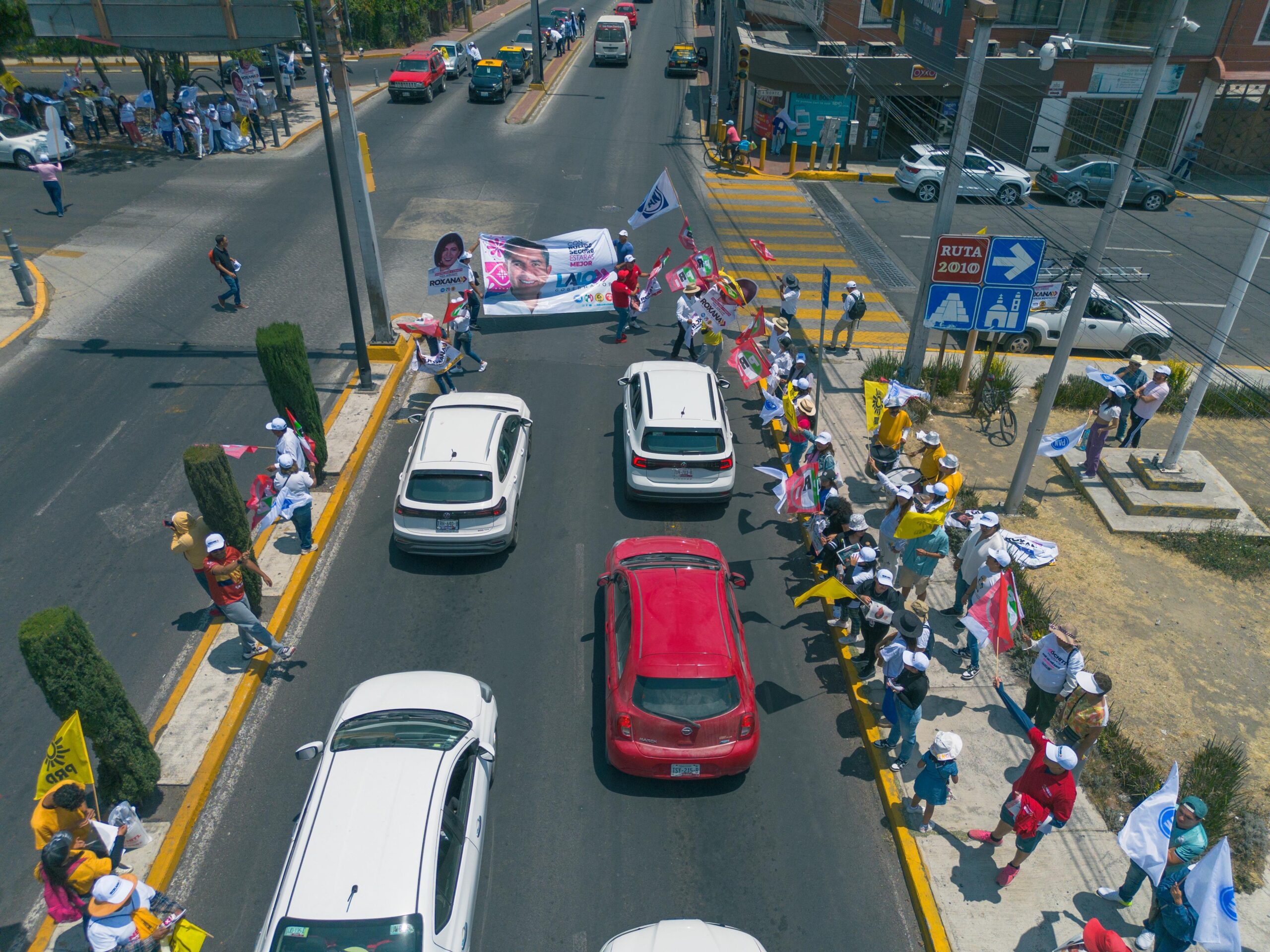 Roxana Luna encabeza brigada masiva dominical