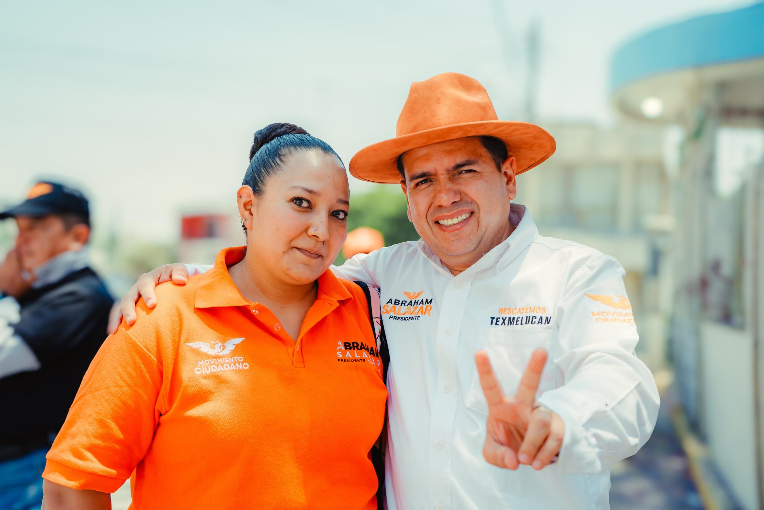 Vecinos de la colonia la Joya piden seguridad y orden vial!