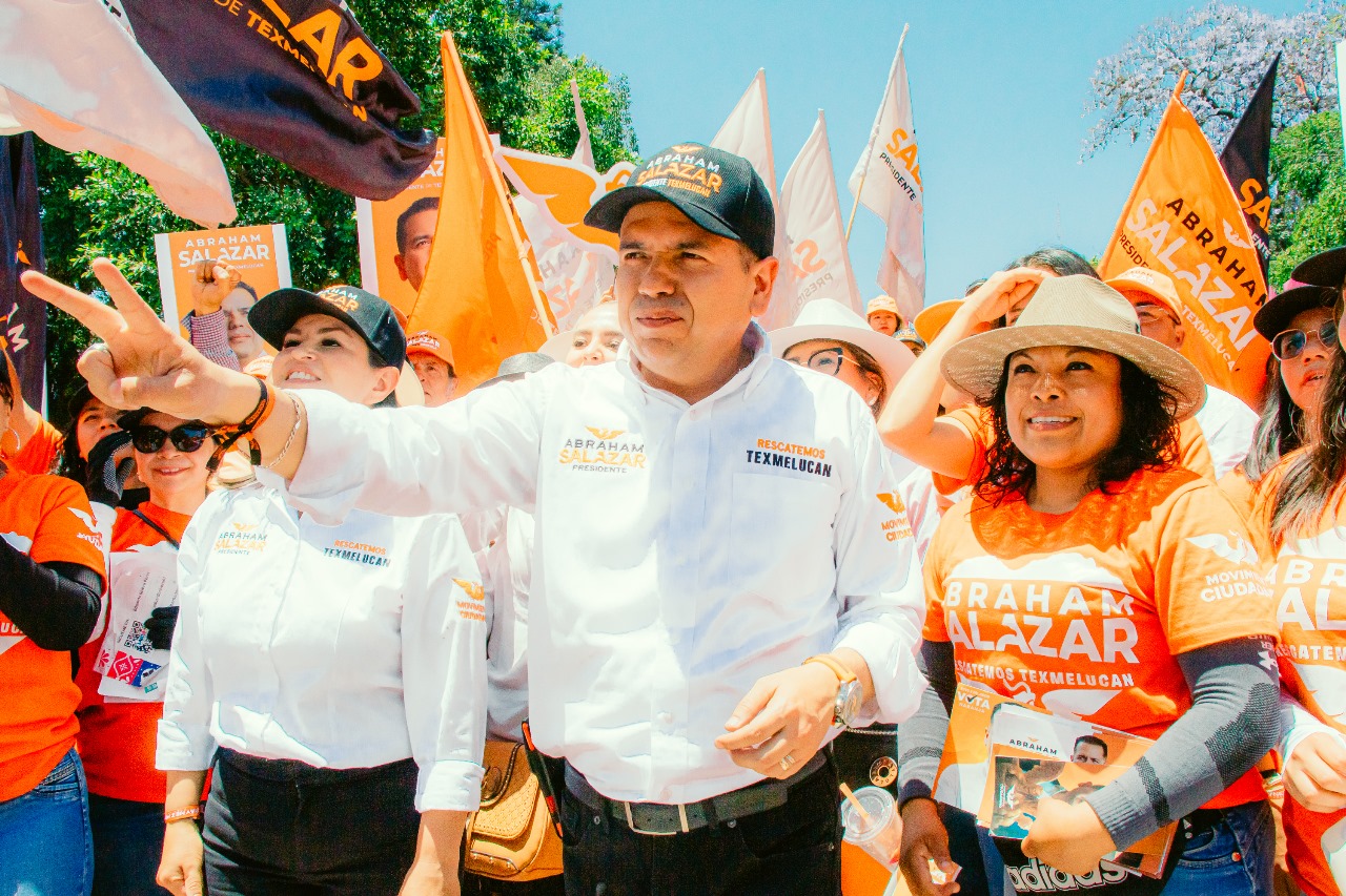 Abraham Salazar visita la cabecera de Texmelucan