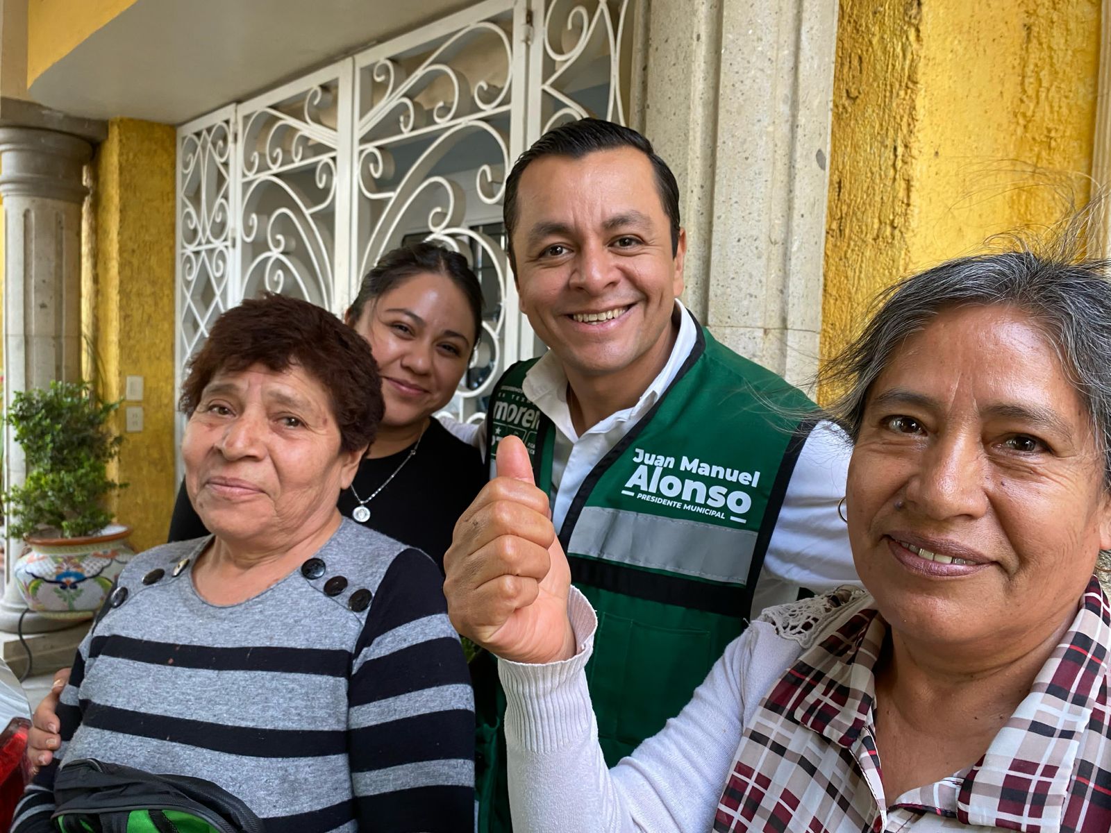La mujer texmeluquense, ejemplo de lucha : Juan Manuel Alonso