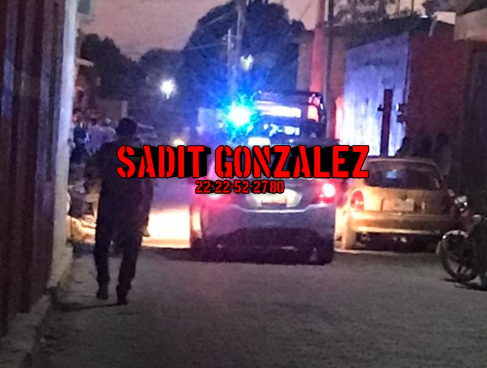 Le pegan un plomazo para robarle su taxi en Tepeaca.