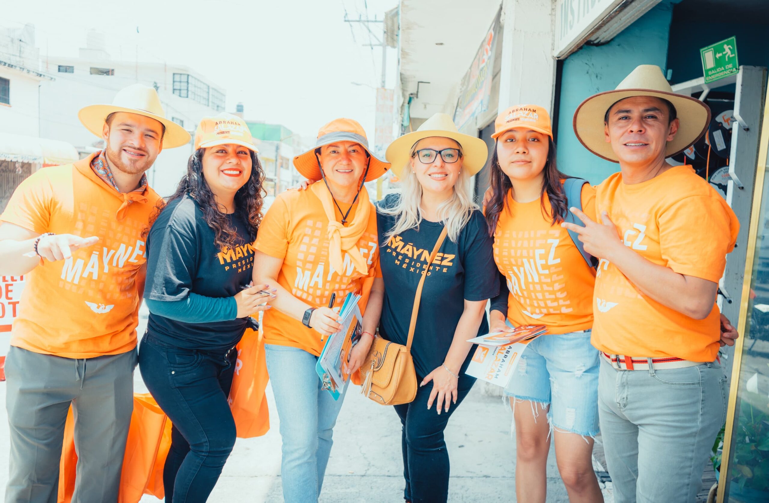 La unidad San Juan se pinta de naranja