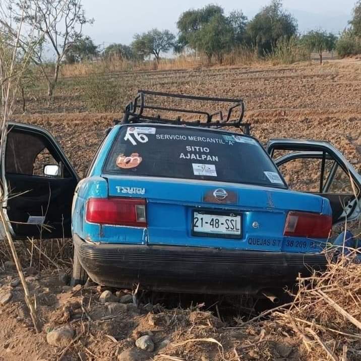 Identifican como locutor de radio al taxista asesinado hoy en Ajalpan.