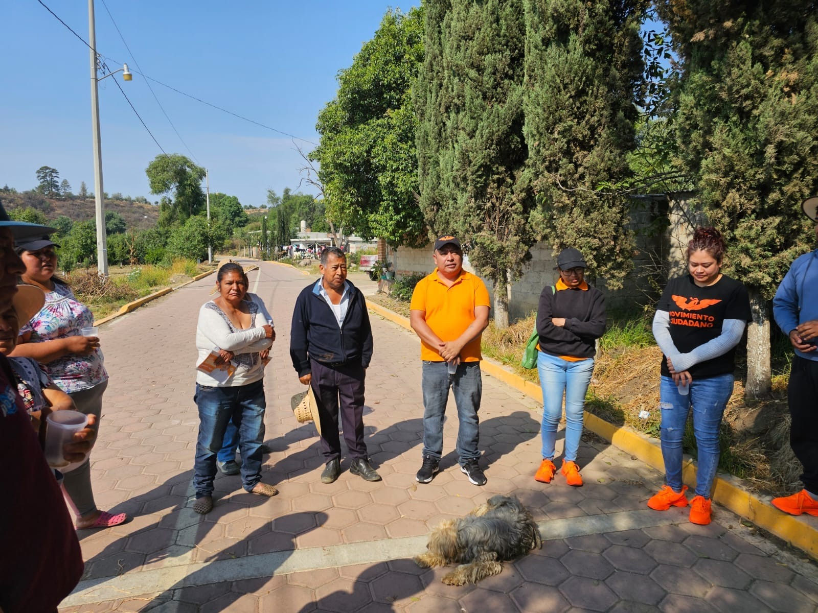 Fernando Castellanos Hernández continua recorridos de campaña por Calpan