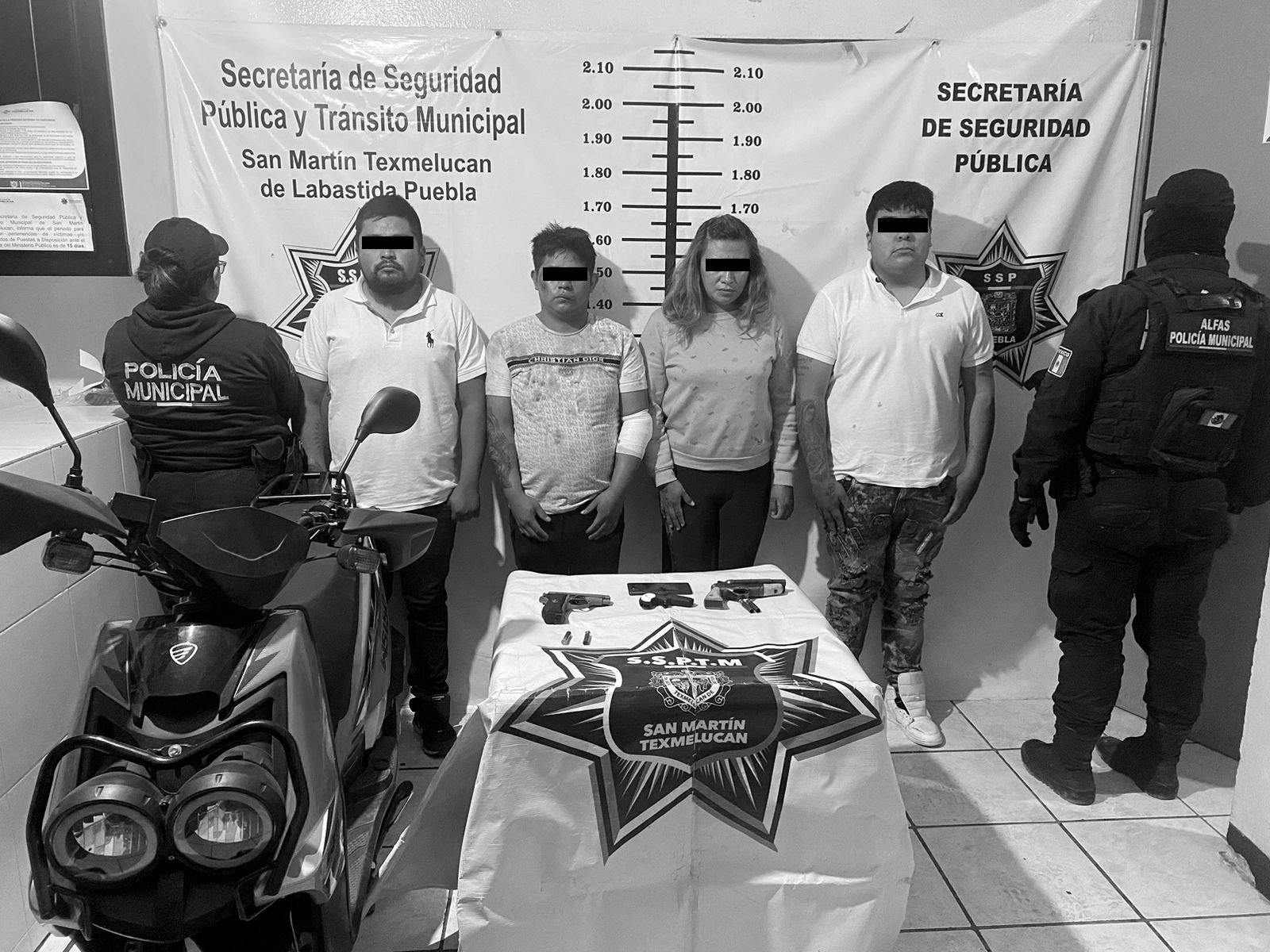 La SSP de Texmelucan aseguro a cuatro personas con armas de fuego
