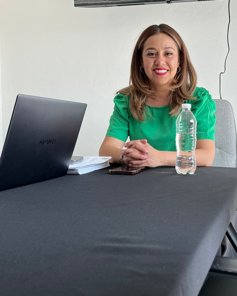 Pide Rosi Díaz licencia y avanza con paso firme hacia el 2 de junio