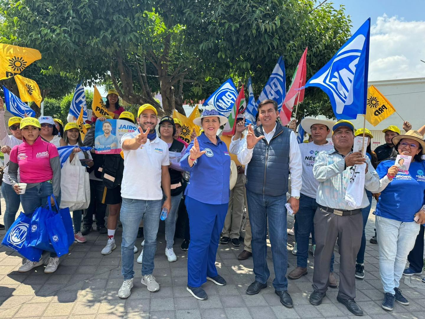 Ana Tere Aranda Orozco se compromete a mejorar programas sociales en Huejotzingo