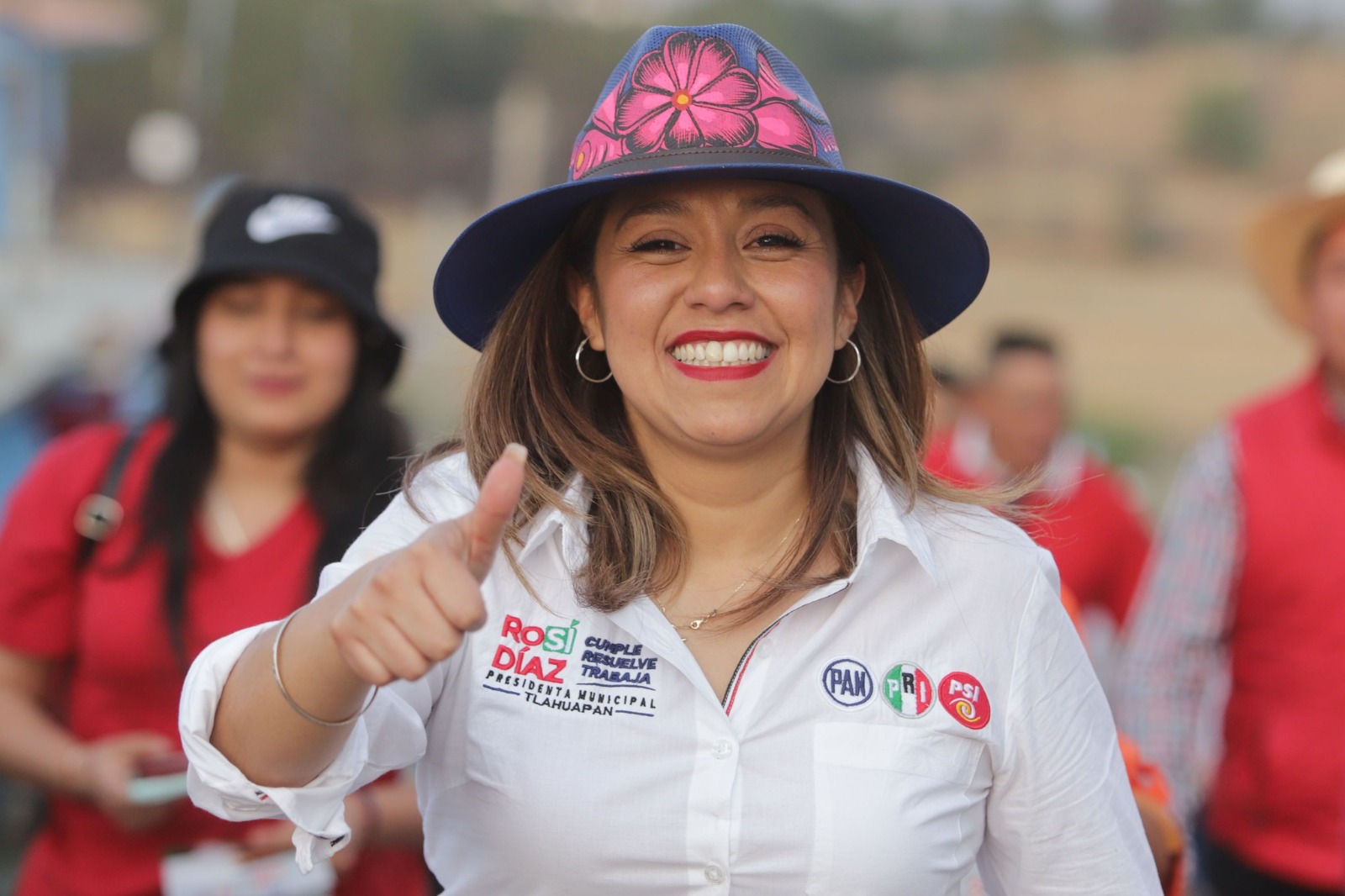 Rosi Díaz se compromete a impulsar proyectos en educación, deporte y salud para la niñez de Tlahuapan
