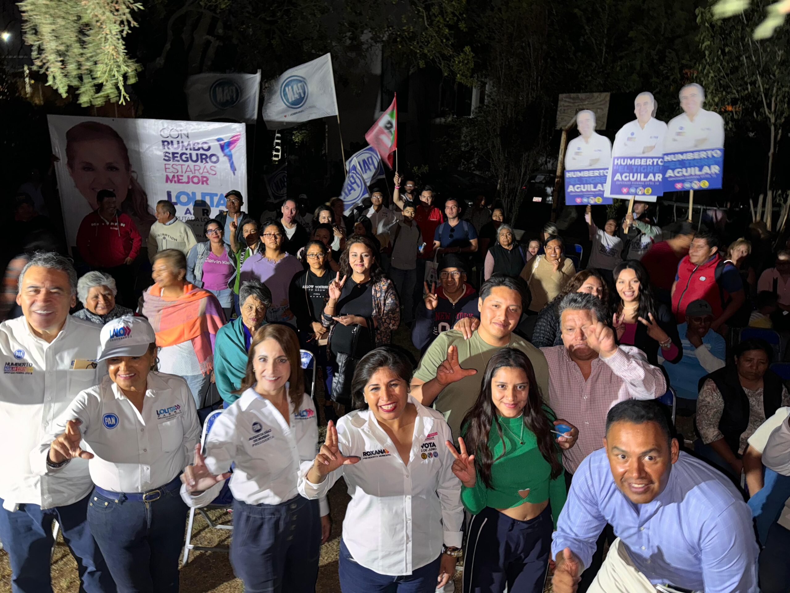 En Momoxpan la presidenta estatal del PAN, reconoció el trabajo de la candidata a la alcaldía de San Pedro Cholula, Roxana Luna