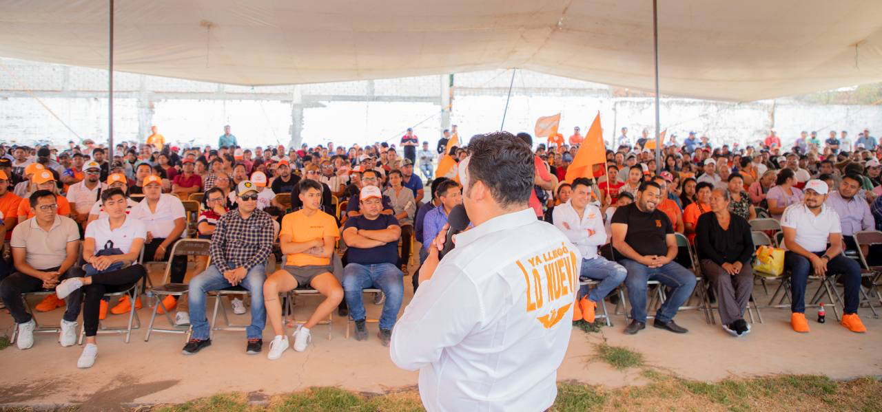 Grupo Textil, empresarios y ciudadanos arroparon el proyecto de José Luis Torres