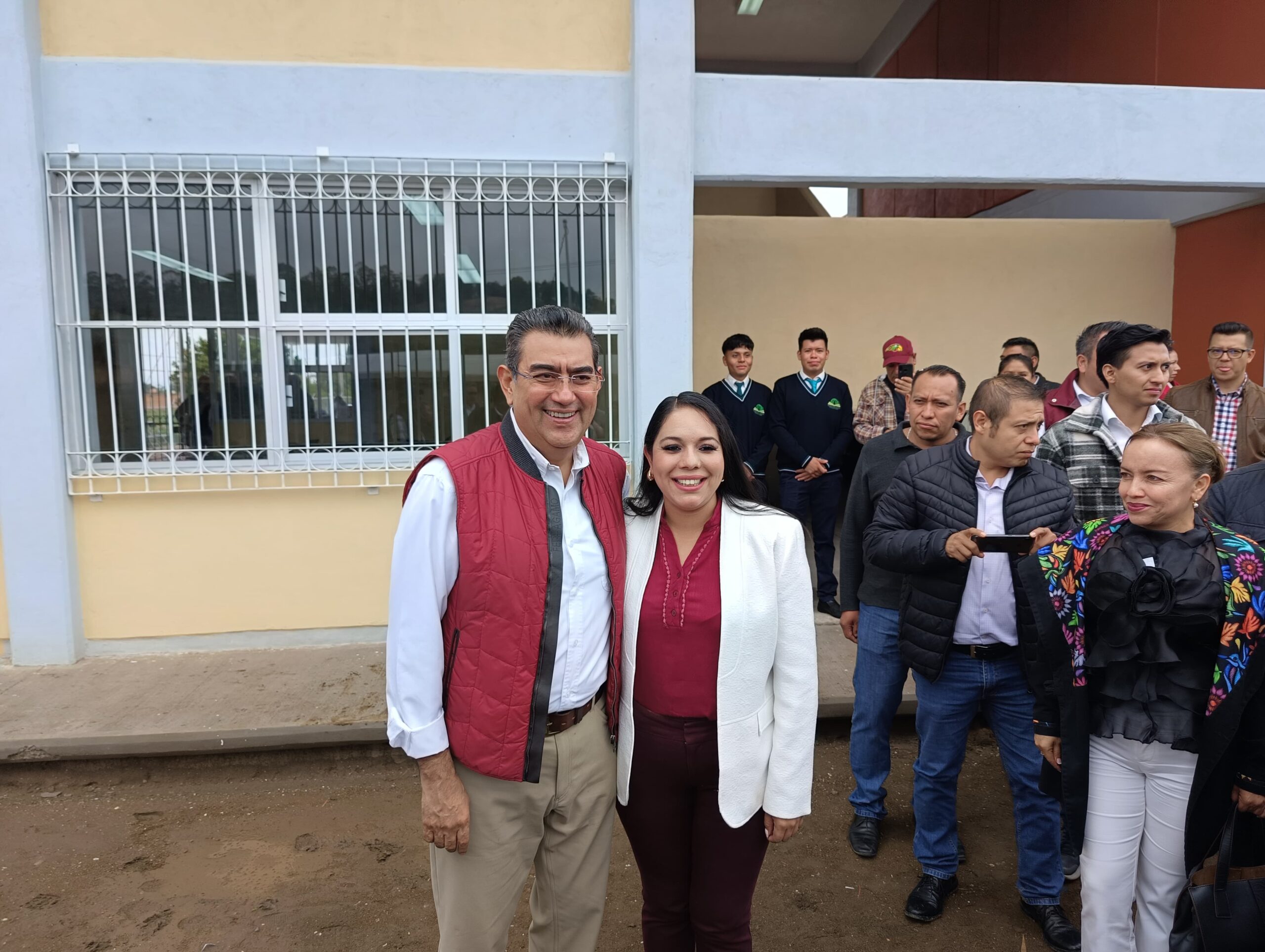 Reconoce Sergio Salomón gestión de Tonantzin Fernández en la construcción del Telebachillerato N°40″