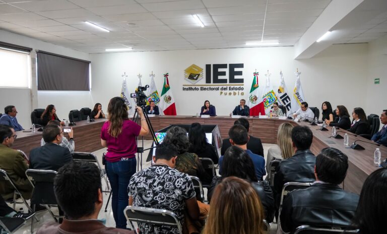 IEE entrega reconocimiento a Empresas promotoras de la democracia